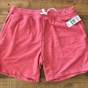 NWT! Men's Vineyard Vines Jetty Casual Shorts! Size Large
